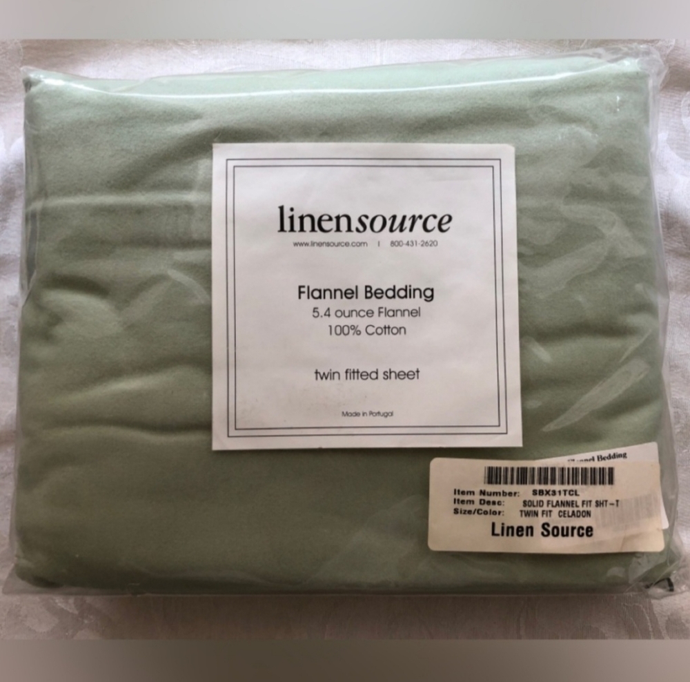 NWT Linen Source Cotton Flannel Twin Fitted Sheet Light Green
